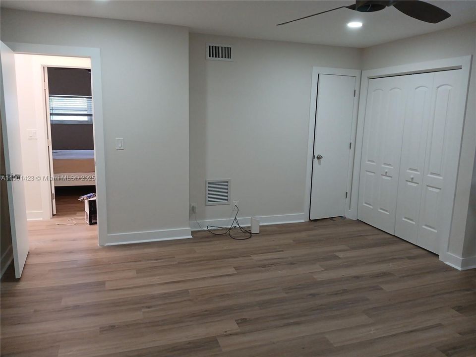 For Rent: $3,200 (3 beds, 3 baths, 1428 Square Feet)