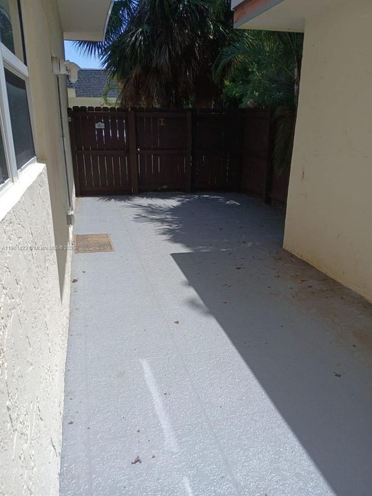 For Rent: $3,200 (3 beds, 3 baths, 1428 Square Feet)