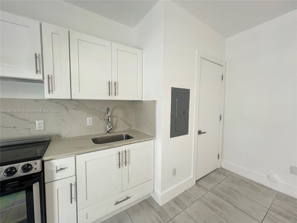 Recently Rented: $1,675 (0 beds, 1 baths, 0 Square Feet)