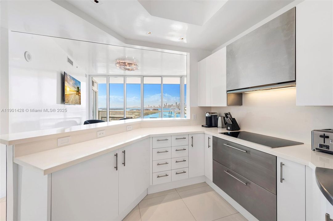 Recently Rented: $26,000 (2 beds, 2 baths, 1591 Square Feet)