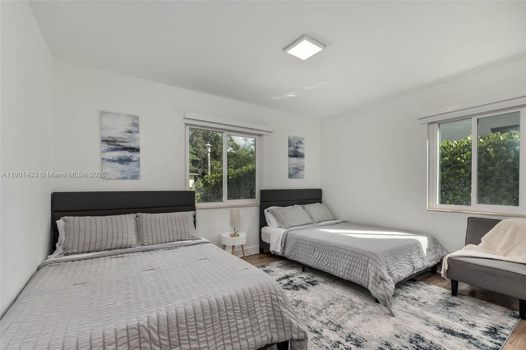 待售: $1,475,000 (3 贝兹, 2 浴室, 1334 平方英尺)