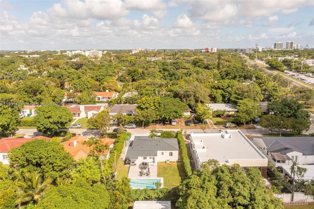 待售: $1,475,000 (3 贝兹, 2 浴室, 1334 平方英尺)