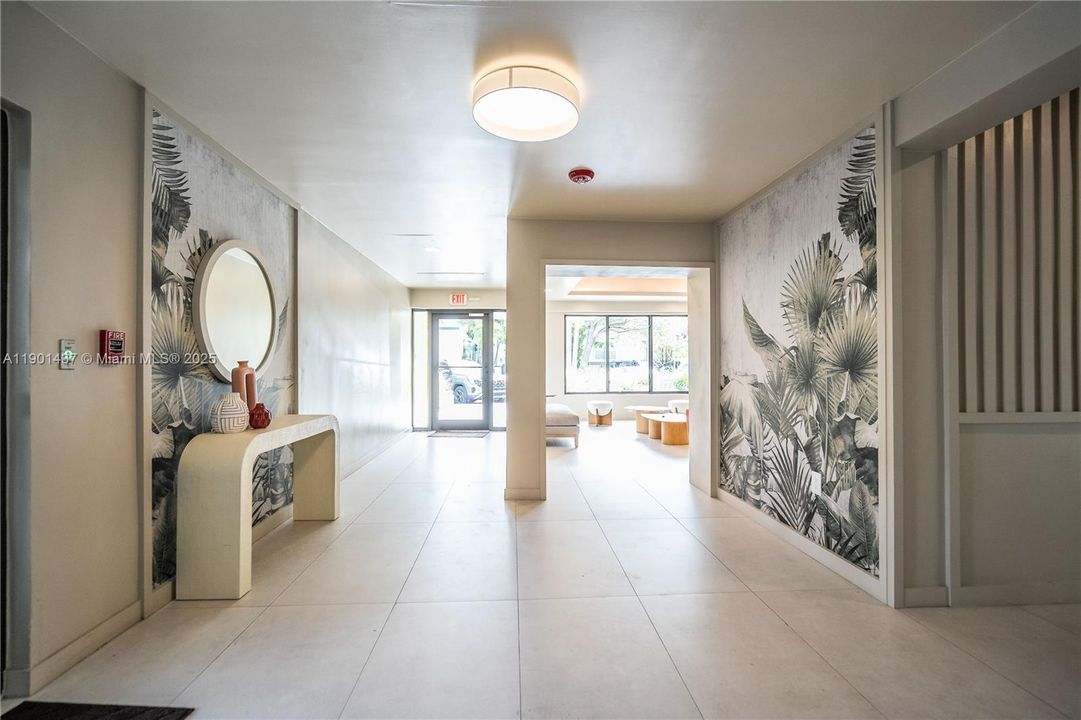 Activo con contrato: $2,800 (2 camas, 2 baños, 1000 Pies cuadrados)