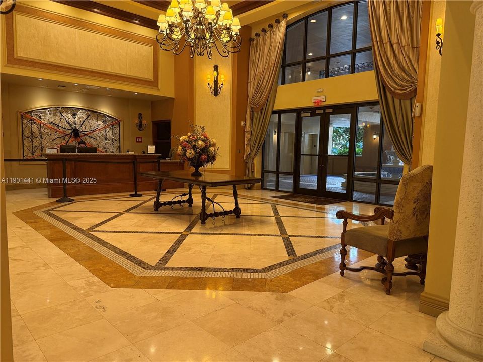 待售: $550,000 (2 贝兹, 2 浴室, 1072 平方英尺)