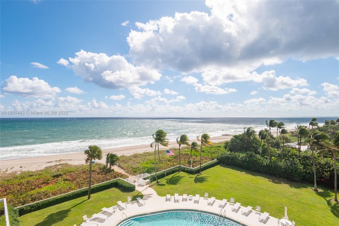 For Sale: $2,890,000 (2 beds, 2 baths, 1904 Square Feet)