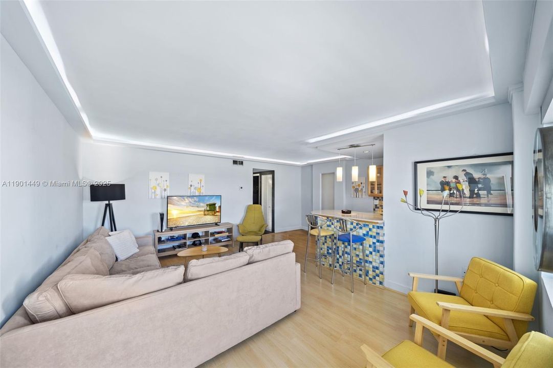 Recently Rented: $2,495 (1 beds, 1 baths, 694 Square Feet)