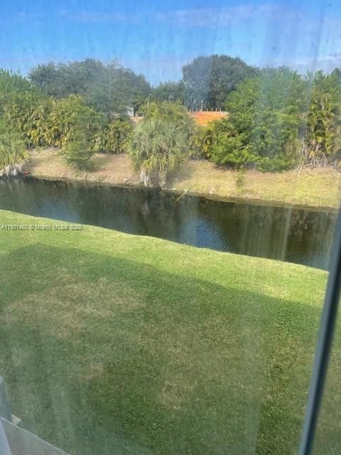 Active With Contract: $1,650 (2 beds, 2 baths, 0 Square Feet)