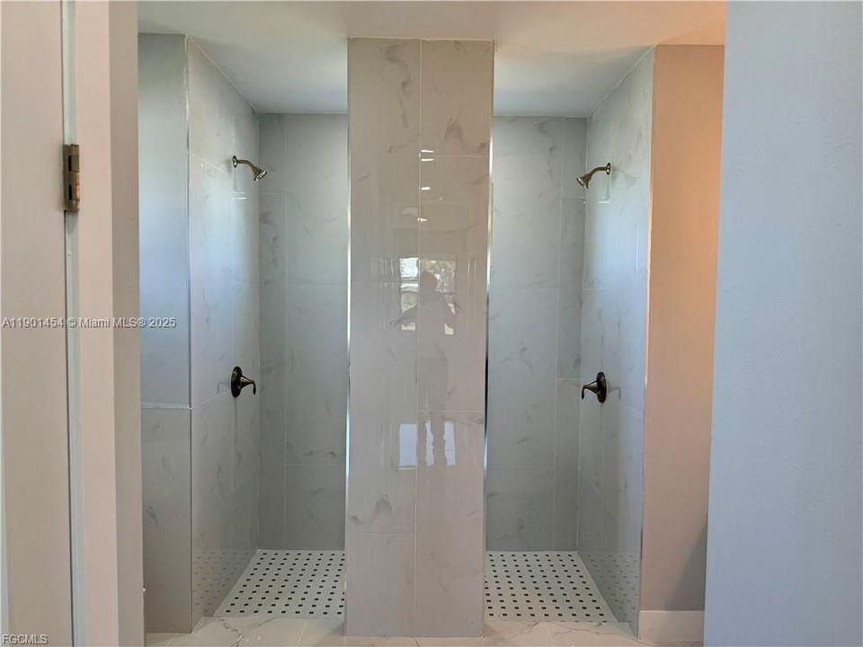 На продажу: $384,900 (3 спален, 2 ванн, 0 Квадратных фут)