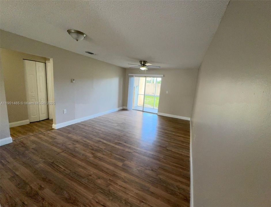 For Rent: $2,000 (2 beds, 2 baths, 1000 Square Feet)