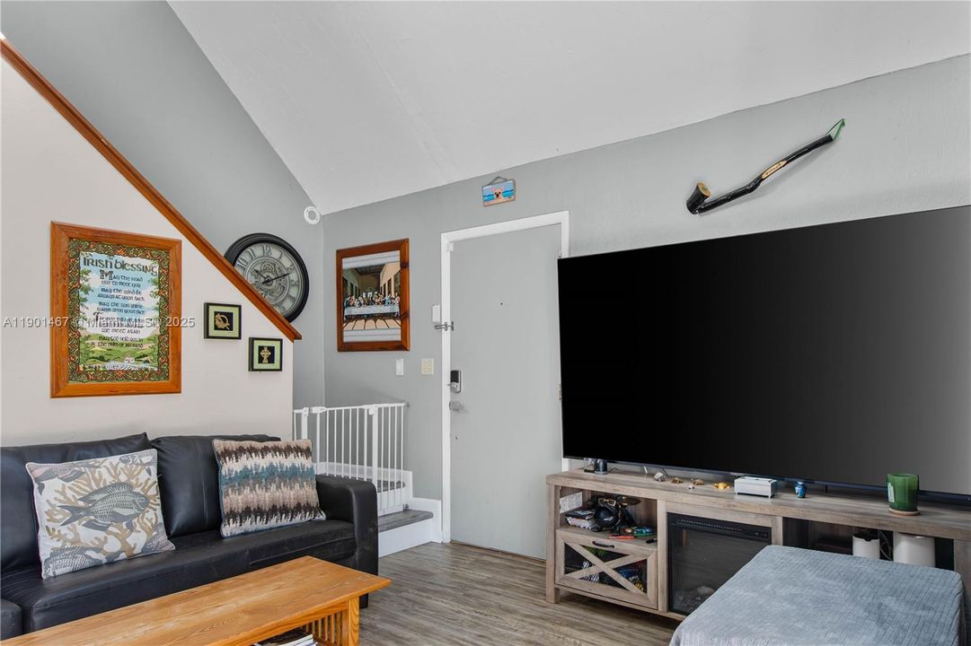 For Sale: $267,888 (2 beds, 1 baths, 0 Square Feet)