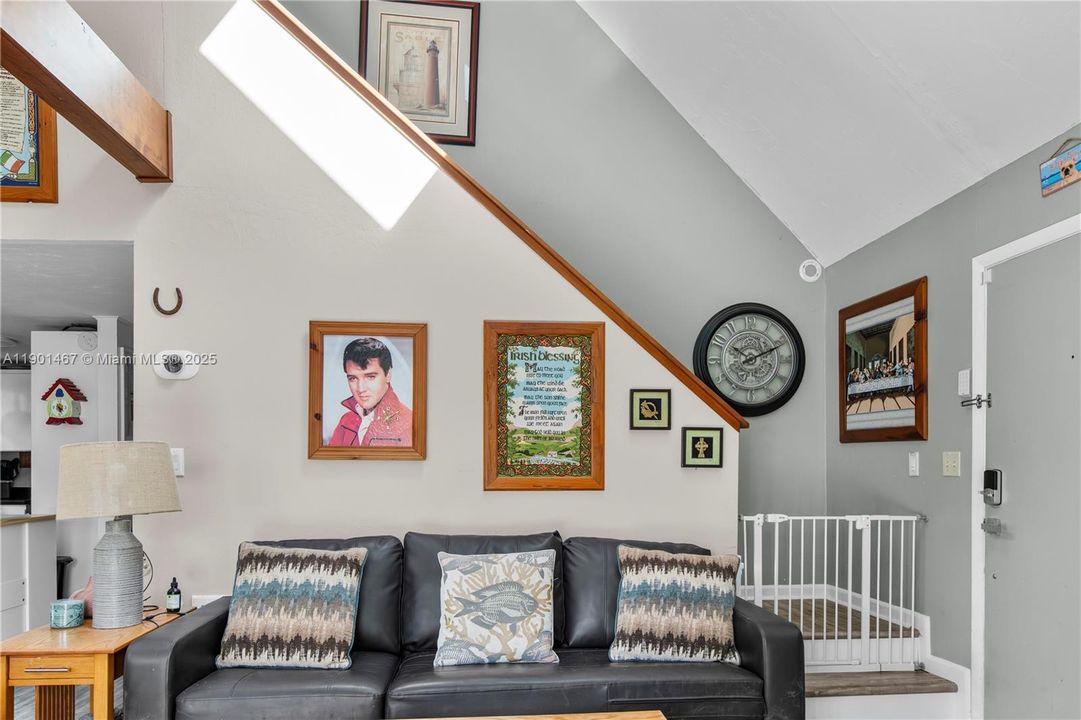 For Sale: $267,888 (2 beds, 1 baths, 0 Square Feet)