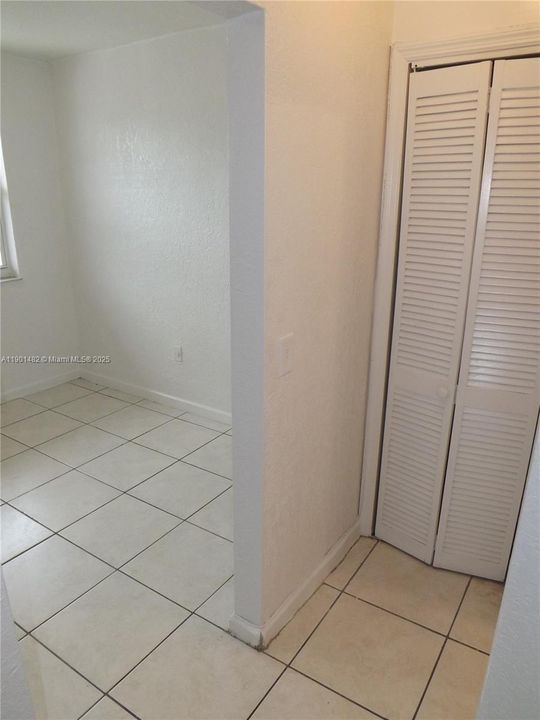 For Rent: $1,350 (1 beds, 1 baths, 0 Square Feet)
