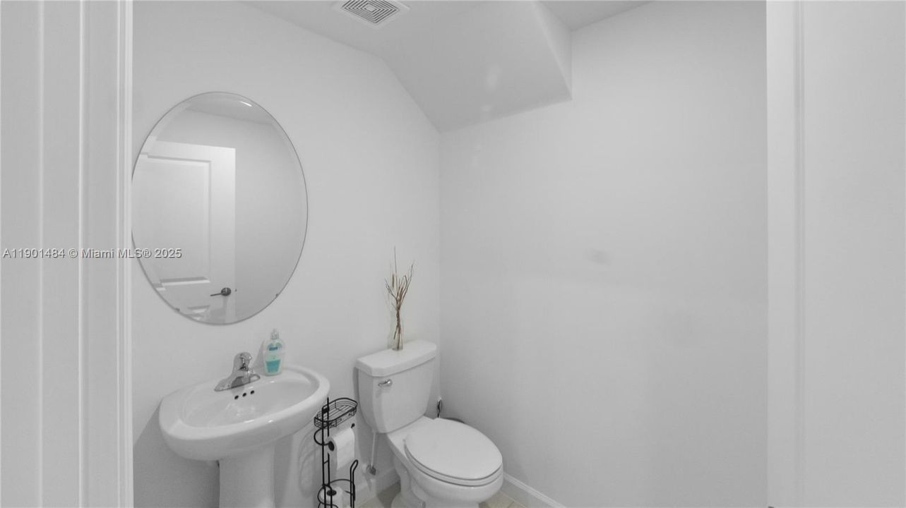 待售: $497,000 (3 贝兹, 2 浴室, 1636 平方英尺)