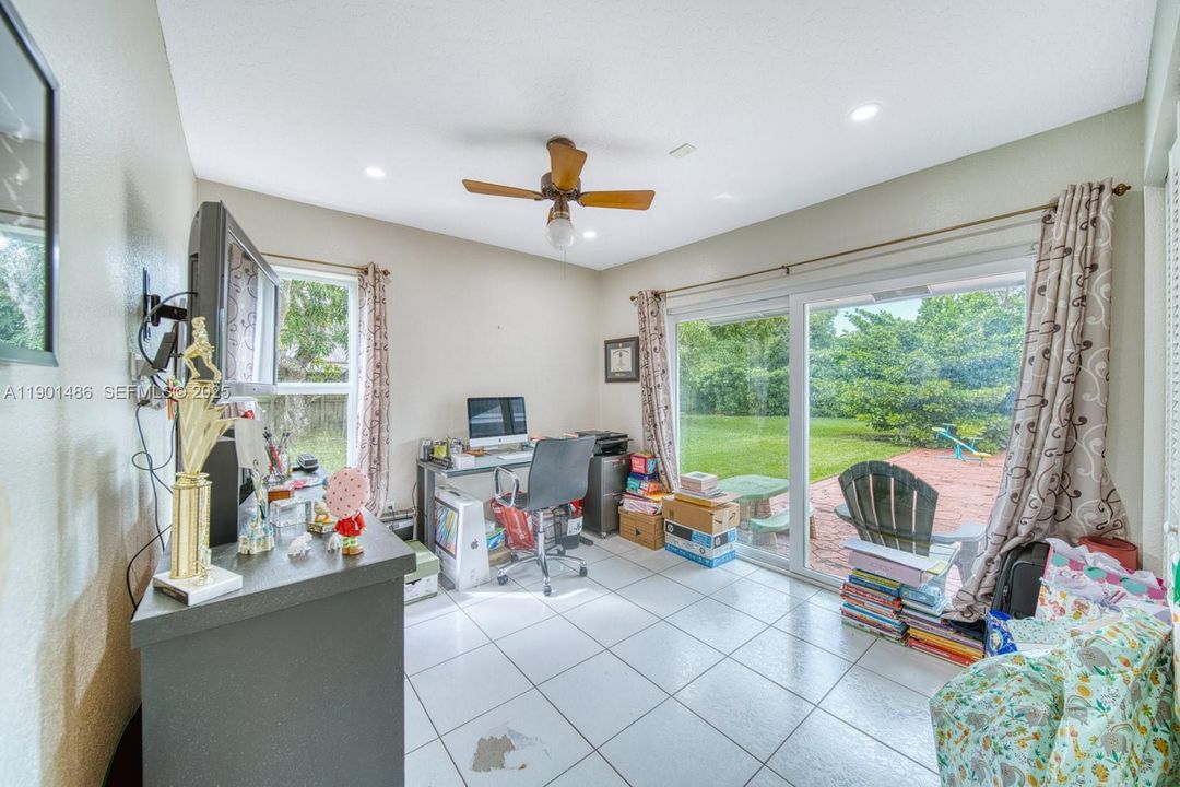 For Sale: $1,000,000 (4 beds, 2 baths, 2066 Square Feet)