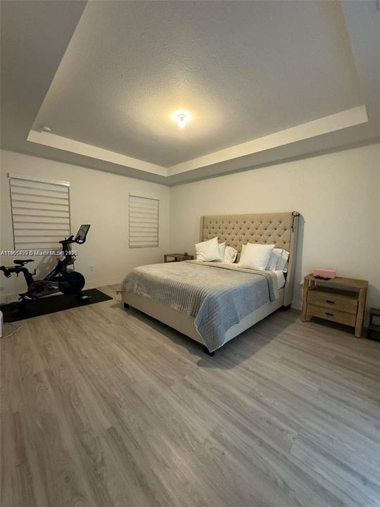 待售: $780,000 (5 贝兹, 3 浴室, 2974 平方英尺)