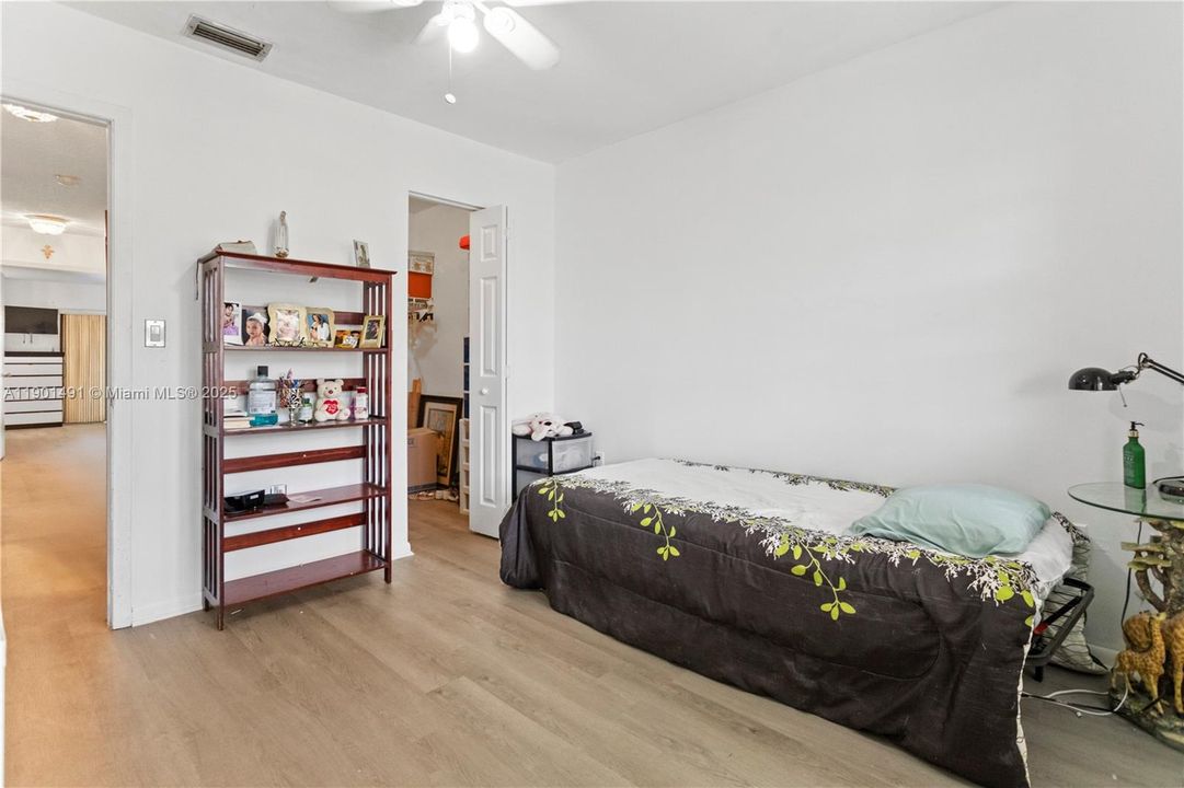 En Venta: $520,000 (3 camas, 2 baños, 1612 Pies cuadrados)