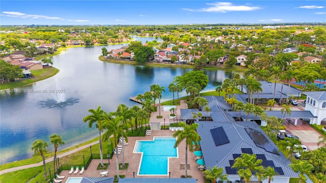 En Venta: $520,000 (3 camas, 2 baños, 1612 Pies cuadrados)