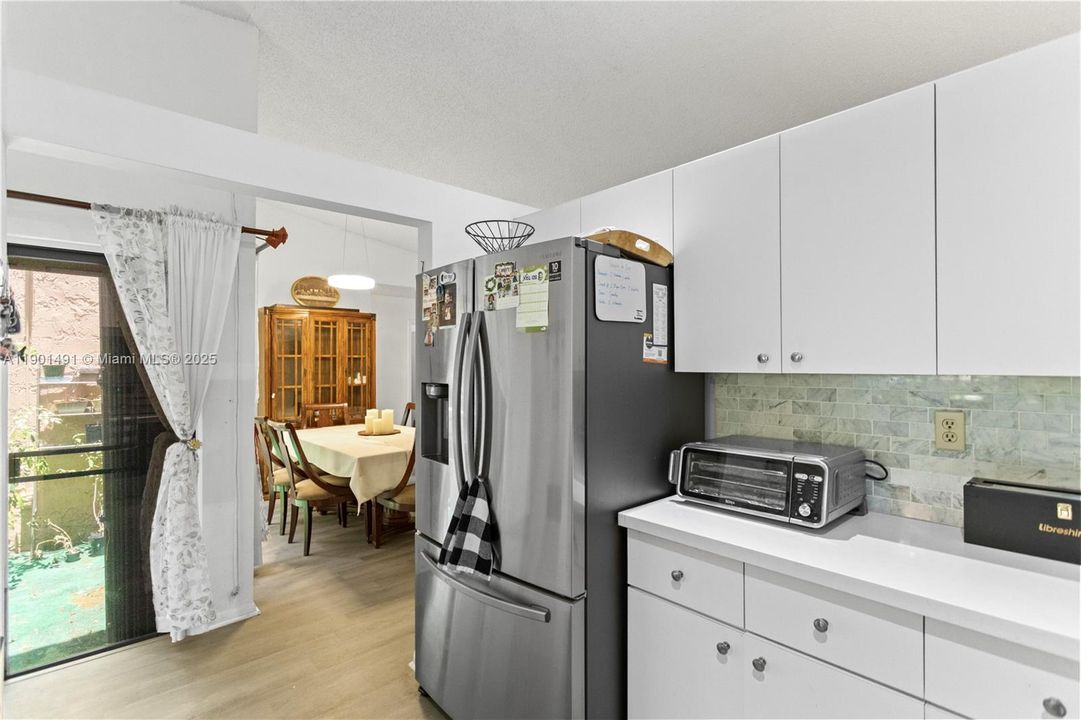 En Venta: $520,000 (3 camas, 2 baños, 1612 Pies cuadrados)