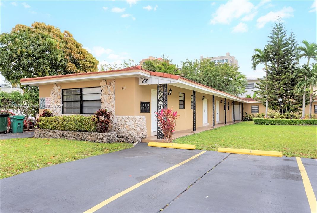 Recently Rented: $1,800 (1 beds, 1 baths, 500 Square Feet)