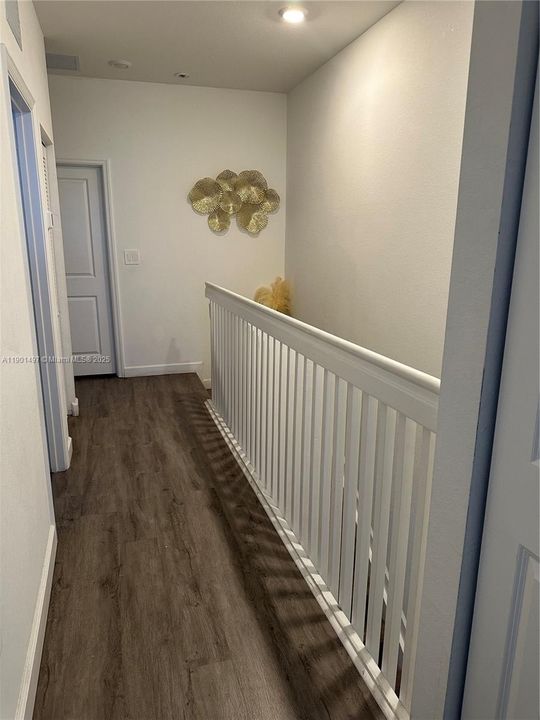 For Rent: $2,700 (3 beds, 2 baths, 1393 Square Feet)