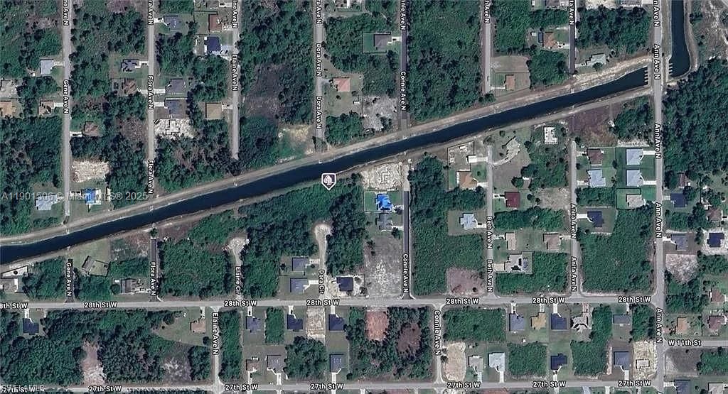 最近售出: $25,000 (0.48 acres)