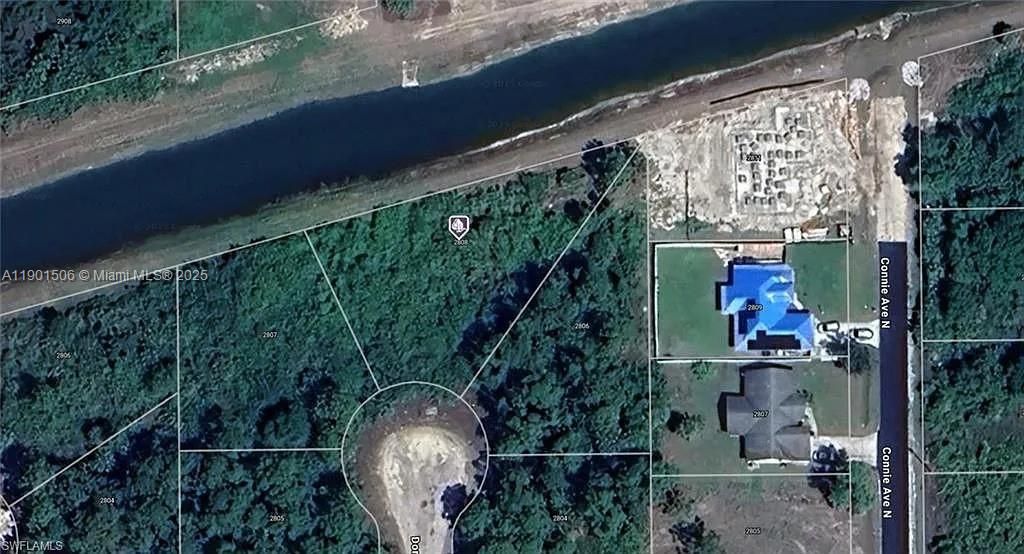 最近售出: $25,000 (0.48 acres)