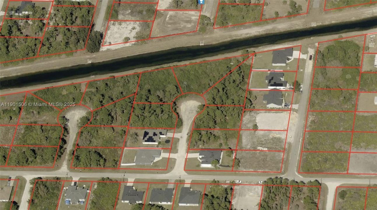 最近售出: $25,000 (0.48 acres)