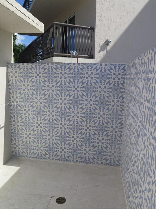 For Rent: $2,475 (1 beds, 1 baths, 580 Square Feet)