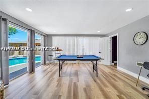 For Rent: $3,600 (3 beds, 2 baths, 1928 Square Feet)