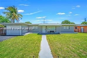 For Rent: $3,600 (3 beds, 2 baths, 1928 Square Feet)