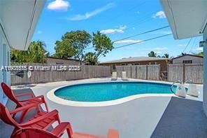 For Rent: $3,600 (3 beds, 2 baths, 1928 Square Feet)