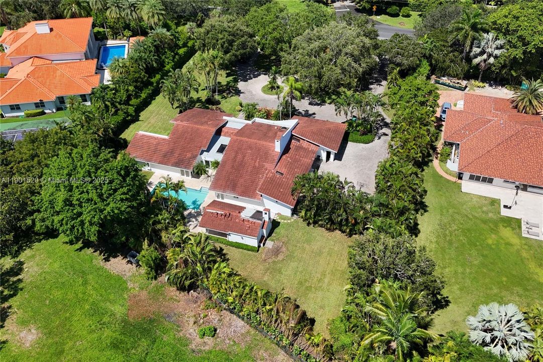 Recently Rented: $25,000 (5 beds, 4 baths, 3310 Square Feet)