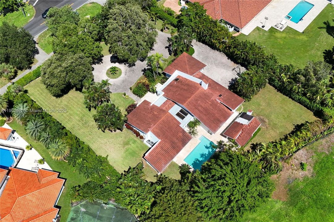 Recently Rented: $25,000 (5 beds, 4 baths, 3310 Square Feet)