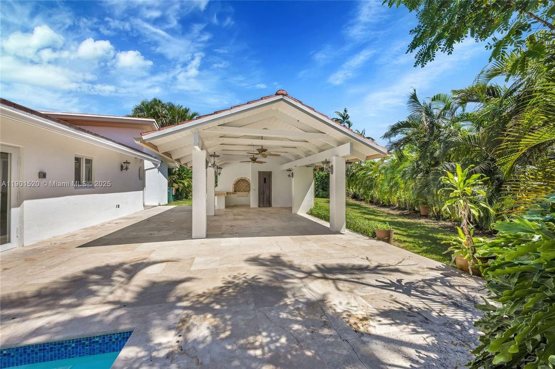 Recently Rented: $25,000 (5 beds, 4 baths, 3310 Square Feet)