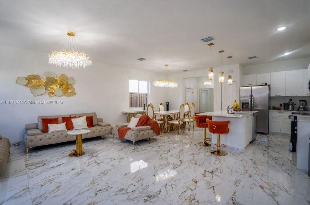 待售: $629,000 (4 贝兹, 3 浴室, 2107 平方英尺)