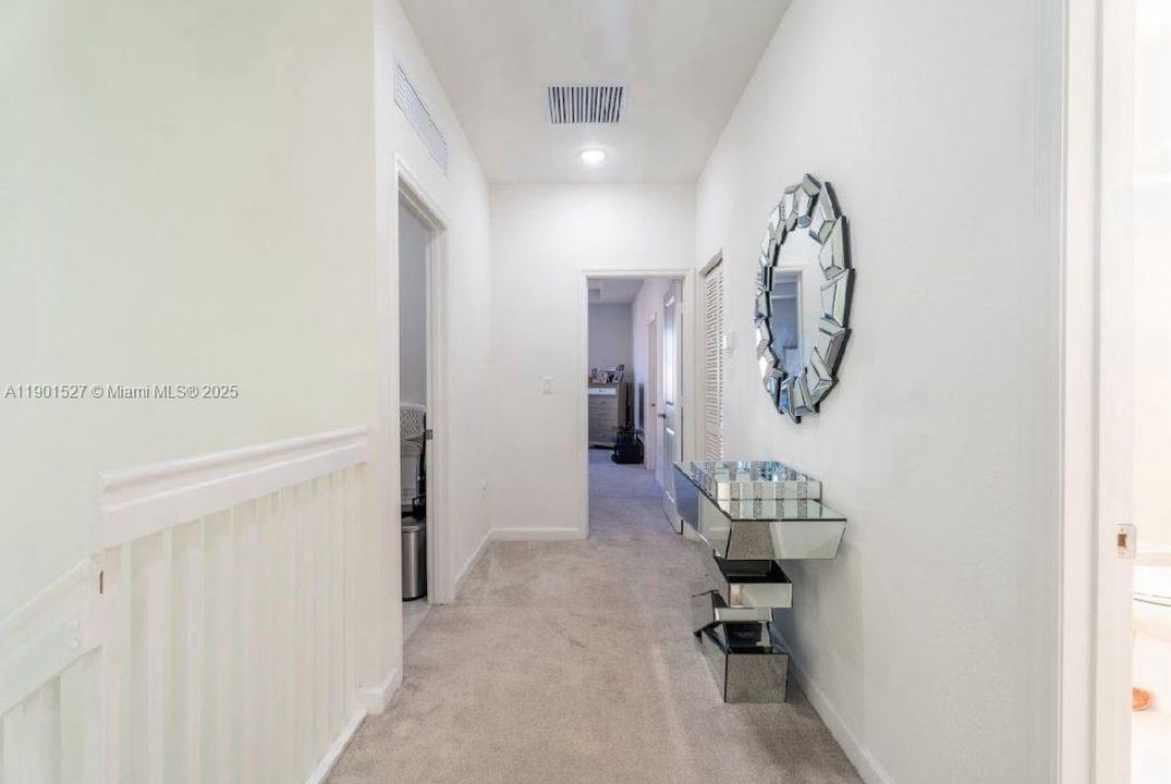 待售: $629,000 (4 贝兹, 3 浴室, 2107 平方英尺)