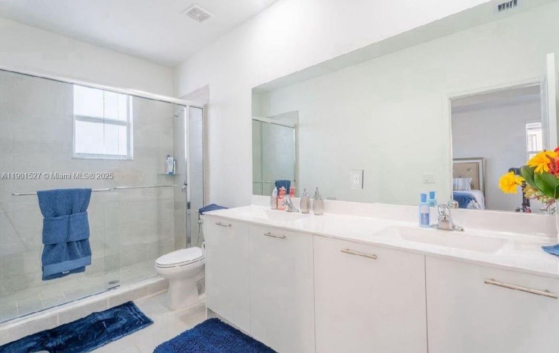 待售: $629,000 (4 贝兹, 3 浴室, 2107 平方英尺)