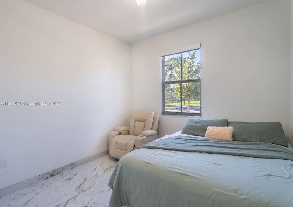 待售: $629,000 (4 贝兹, 3 浴室, 2107 平方英尺)