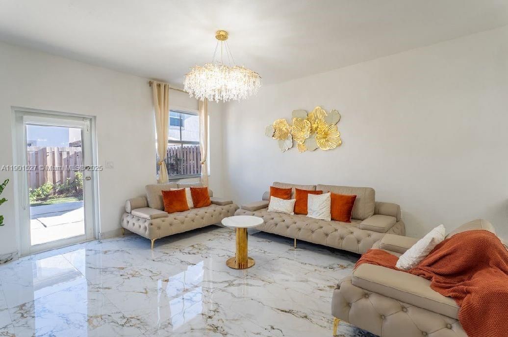 待售: $629,000 (4 贝兹, 3 浴室, 2107 平方英尺)