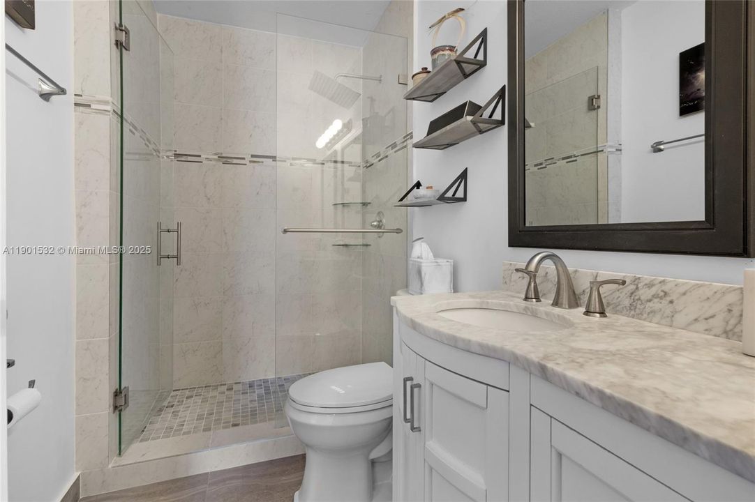 For Rent: $3,350 (3 beds, 3 baths, 1270 Square Feet)