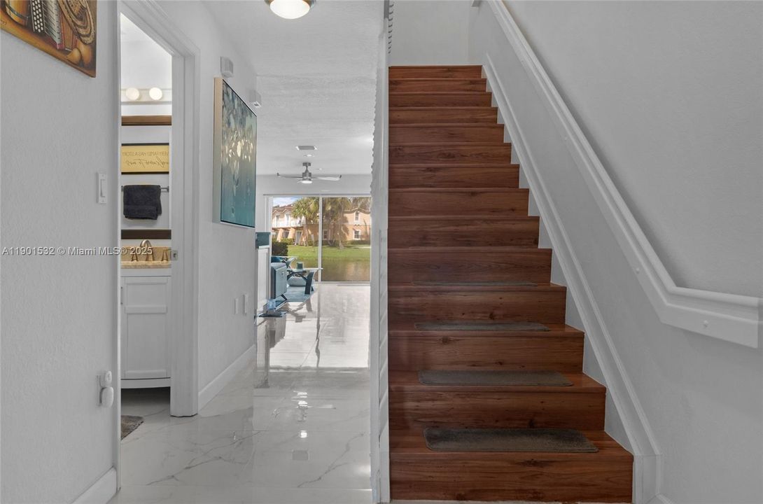 For Rent: $3,350 (3 beds, 3 baths, 1270 Square Feet)