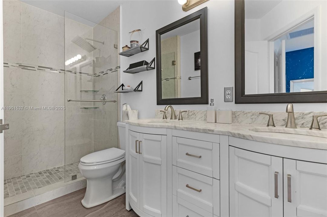 For Rent: $3,350 (3 beds, 3 baths, 1270 Square Feet)