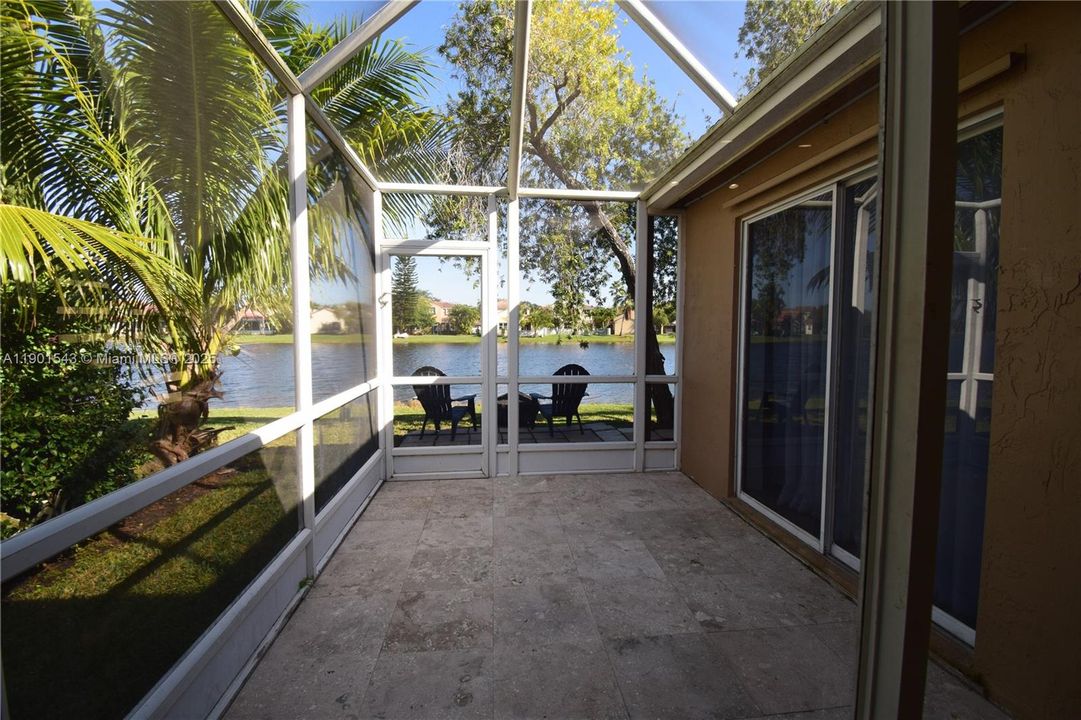 Recently Rented: $3,800 (3 beds, 2 baths, 1542 Square Feet)