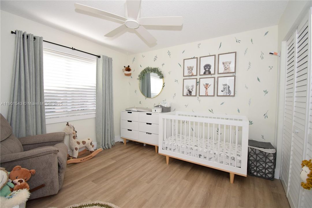 Recently Rented: $3,800 (3 beds, 2 baths, 1542 Square Feet)