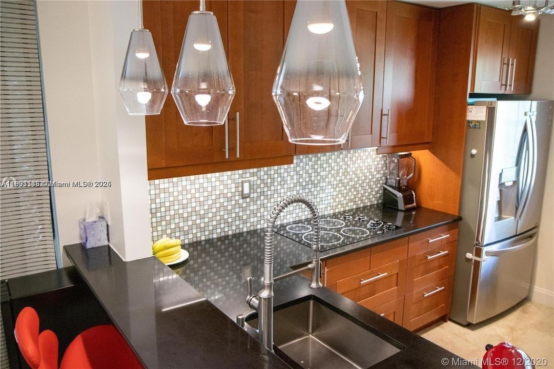 For Rent: $3,500 (3 beds, 2 baths, 1143 Square Feet)