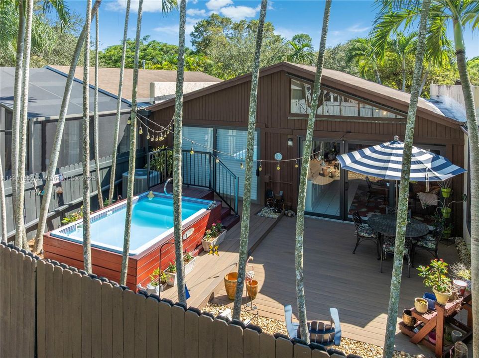 Recently Sold: $499,000 (2 beds, 2 baths, 1080 Square Feet)