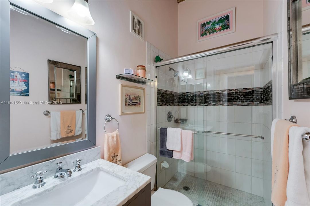 Recently Sold: $499,000 (2 beds, 2 baths, 1080 Square Feet)