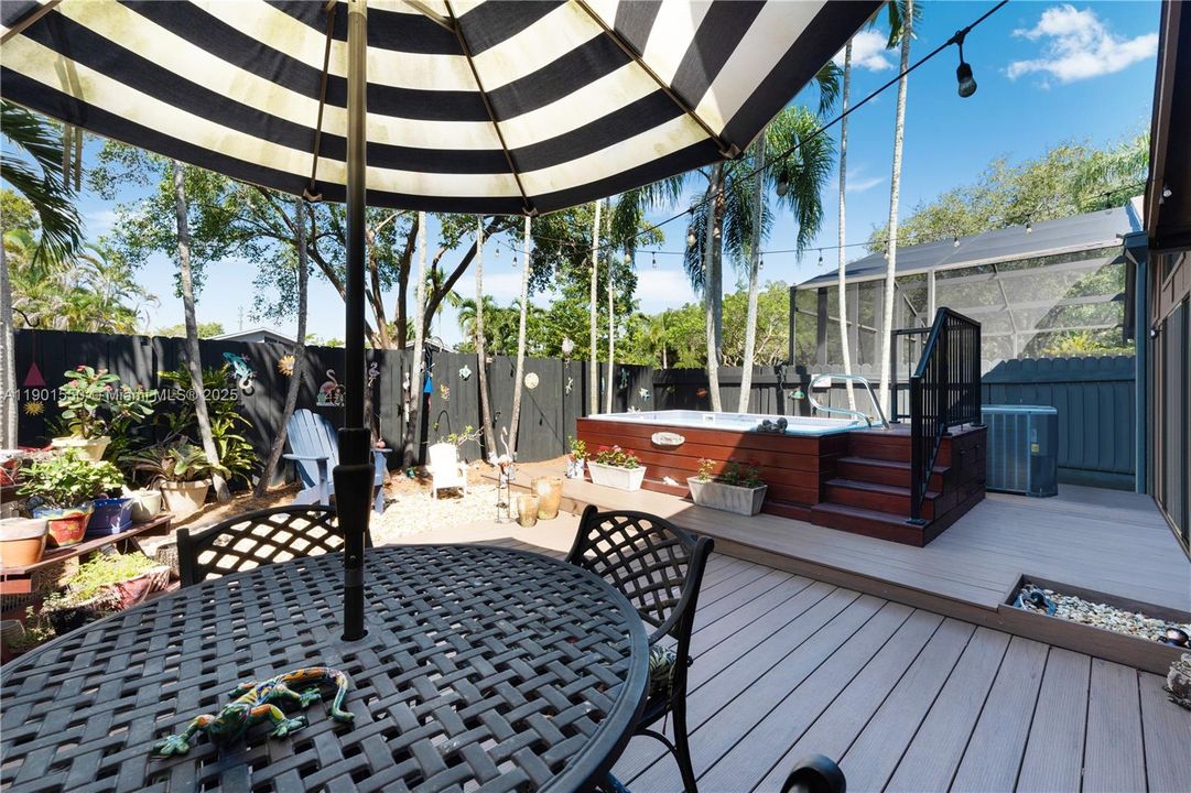 Recently Sold: $499,000 (2 beds, 2 baths, 1080 Square Feet)