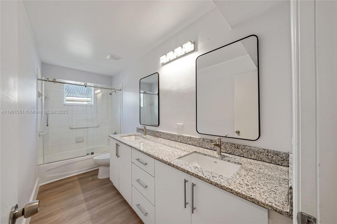 For Rent: $3,800 (4 beds, 2 baths, 1851 Square Feet)