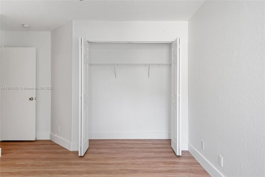 For Rent: $3,800 (4 beds, 2 baths, 1851 Square Feet)